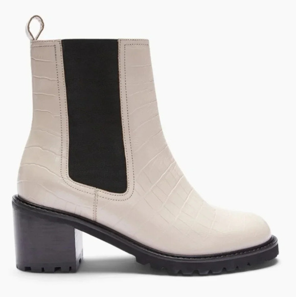 New Seychelles Far-fetched Cream Black Lug Chelsea Boots - Picture 1 of 6